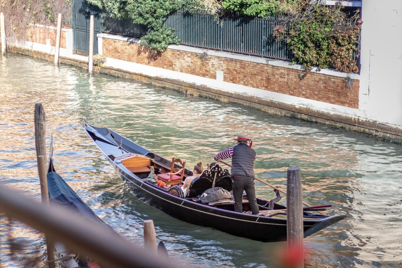 Italian Experience-Riva Degli Schiavoni Boutique Apartment Venise Extérieur photo